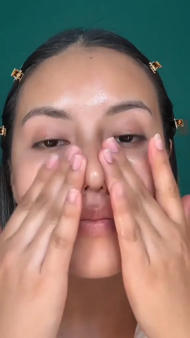 COSRX Snail Mucin 92% Face Moisturizer Review image 7