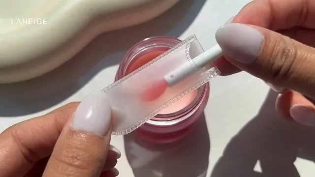 LANEIGE Lip Sleeping Mask Review: Overnight Lip Mask image 7