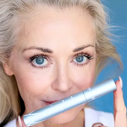 PrimeLash Brown Mascara Review for Mature Lashes image 3